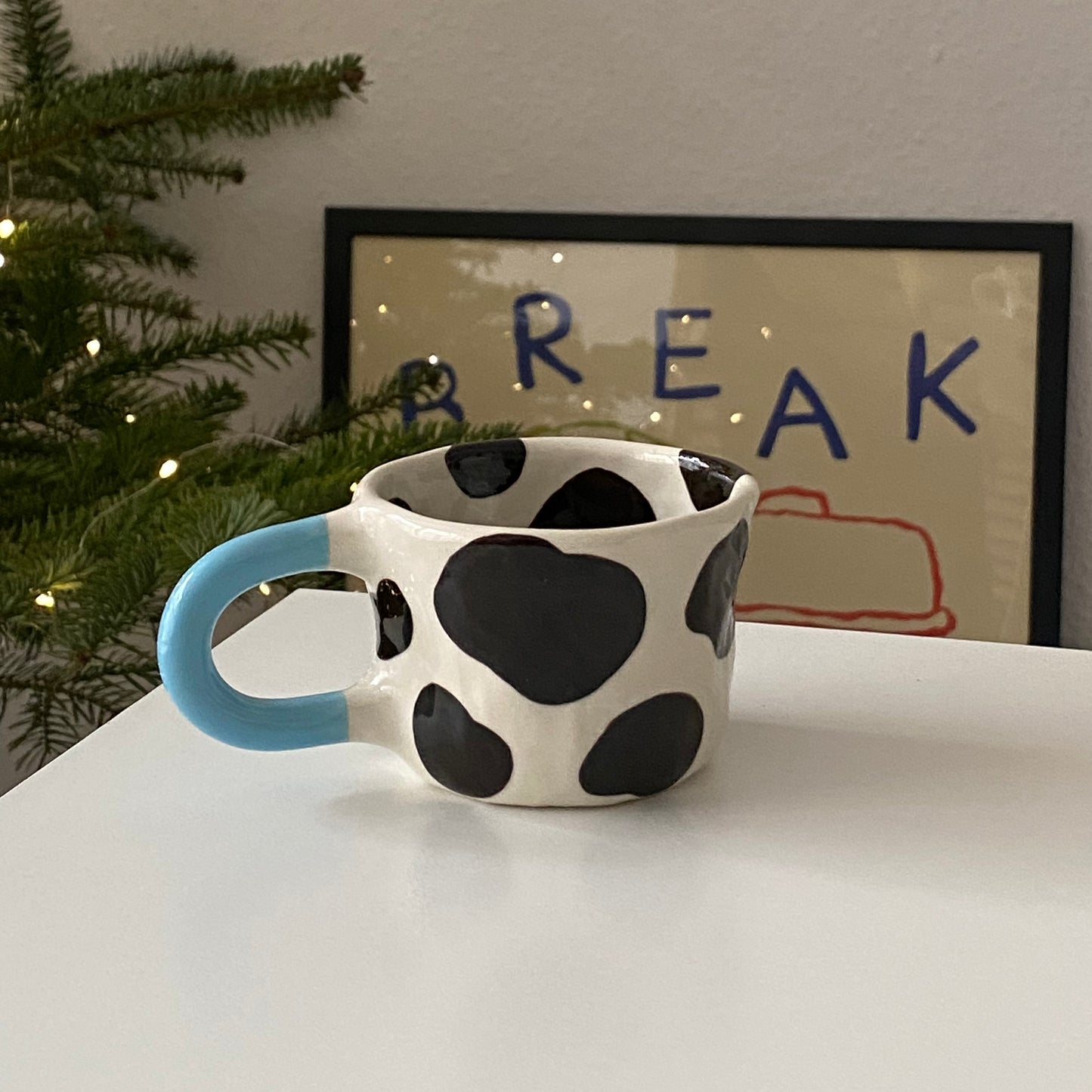 Kubek w krowie łaty